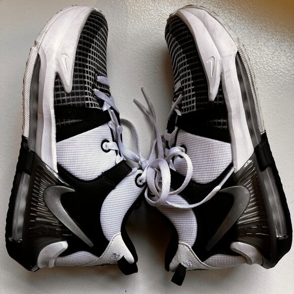 NIKE Lebron Witness 5.5 Big Kids' Basketball Shoes Grade School - Picture 7 of 11